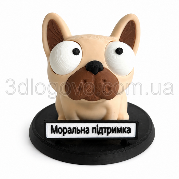 Figurka samochodowa na deskę rozdzielczą &bdquo;Buldog francuski&rdquo; z własnym napisem